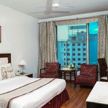Treehouse Queens Pearl Ґурґаон Екстер'єр фото